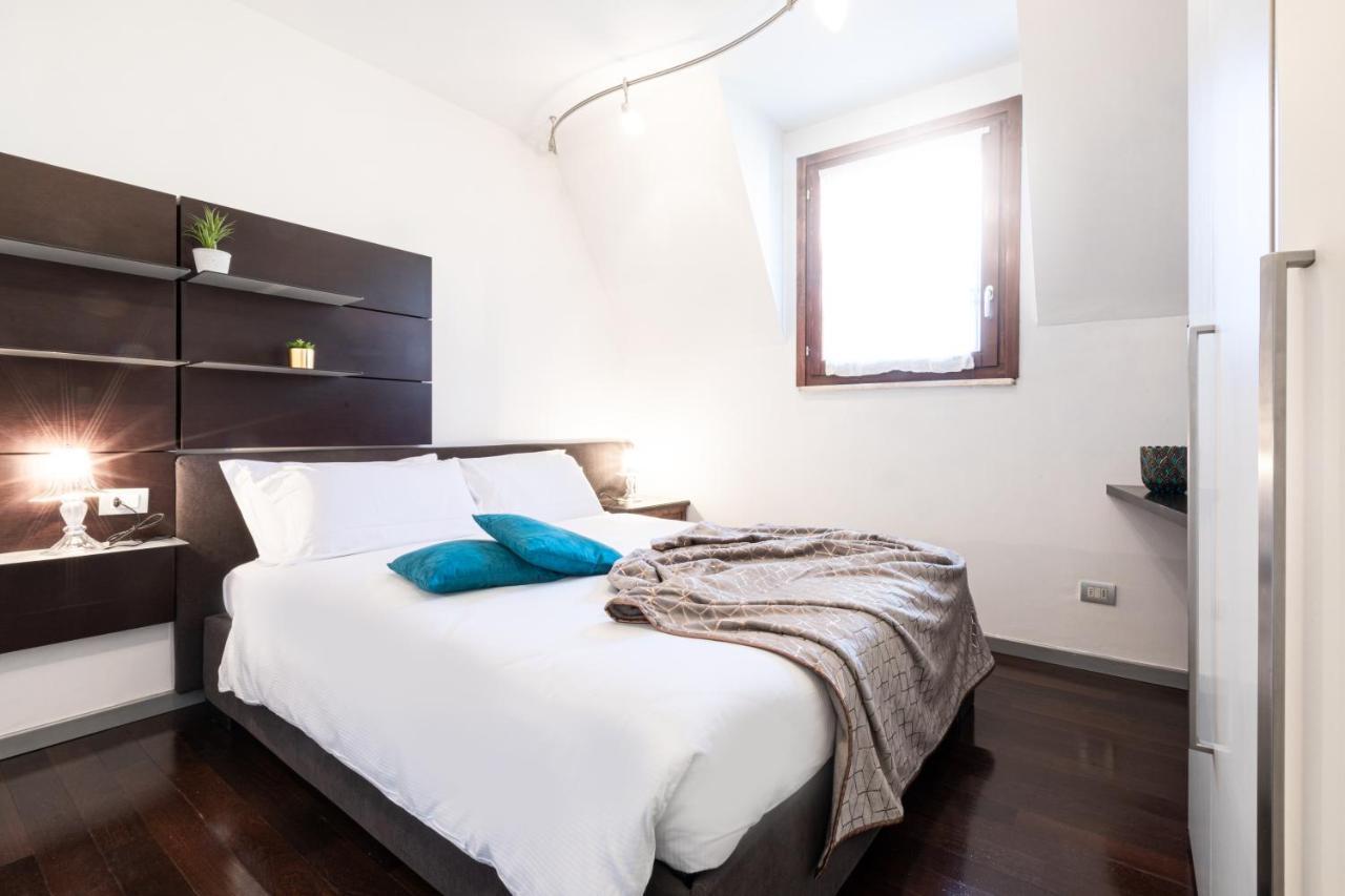 Sempione Split-Level Terrace Apartment - Top Collection Milano Eksteriør bilde